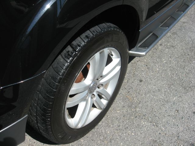 Audi Q7 2008 photo 18