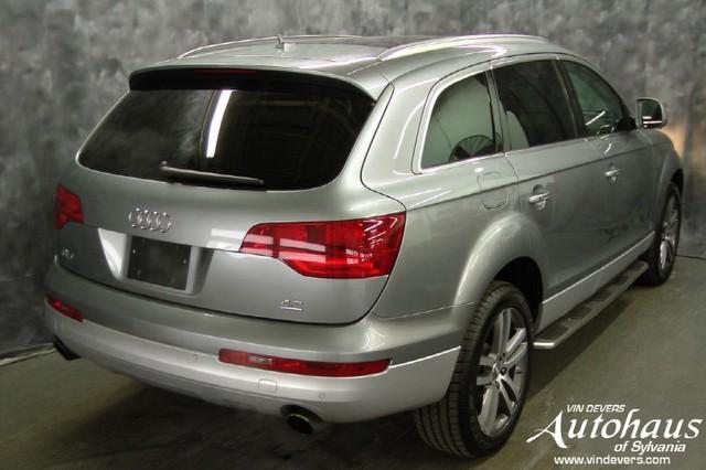 Audi Q7 2009 photo 4