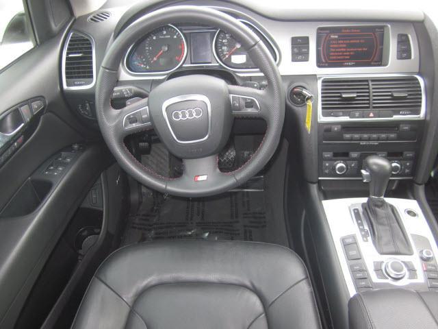 Audi Q7 2009 photo 5
