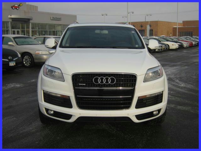 Audi Q7 4dr SR5 3.4L Auto 4WD Other