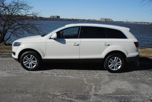 Audi Q7 2009 photo 1