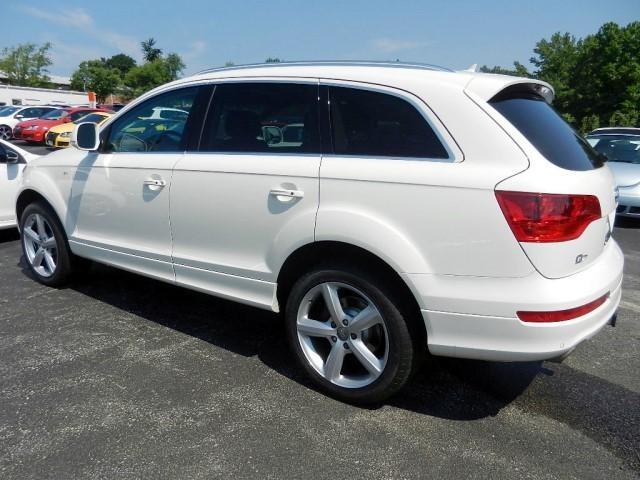 Audi Q7 2009 photo 2