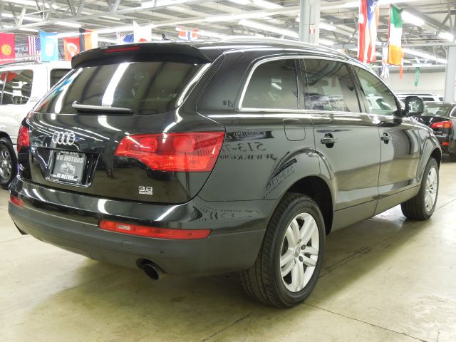Audi Q7 RT/1 SUV