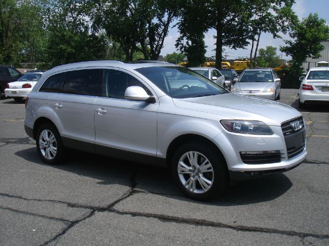 Audi Q7 2009 photo 3