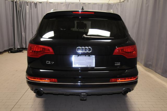 Audi Q7 4dr SR5 3.4L Auto 4WD Unspecified
