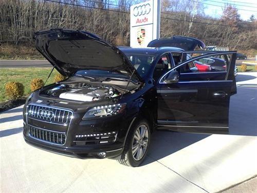 Audi Q7 2011 photo 2