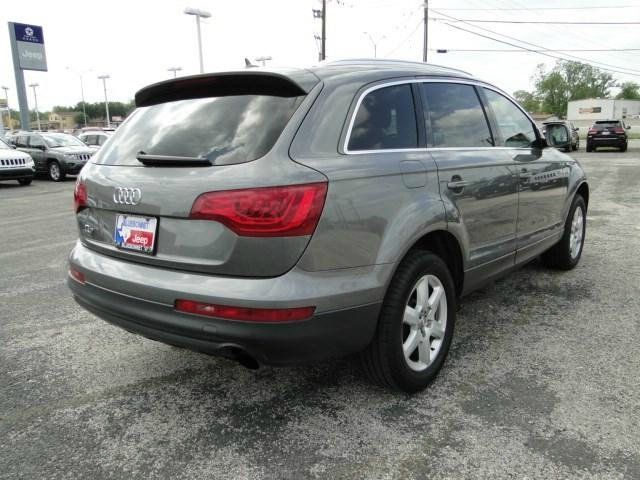 Audi Q7 2011 photo 19
