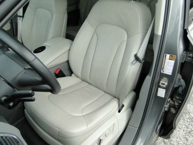 Audi Q7 2011 photo 4