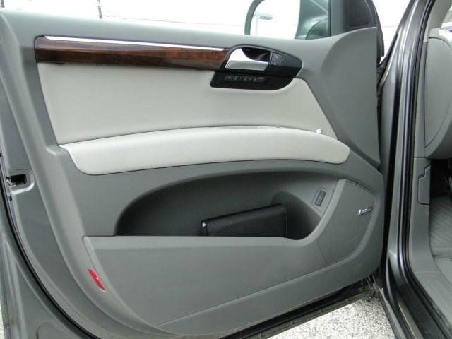 Audi Q7 2011 photo 5