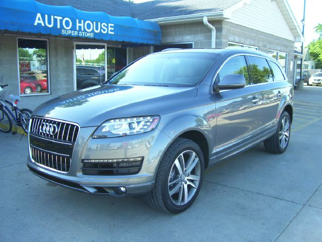 Audi Q7 2011 photo 26