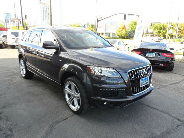 Audi Q7 Lariat CREW CAB 4X4 Diesel SUV