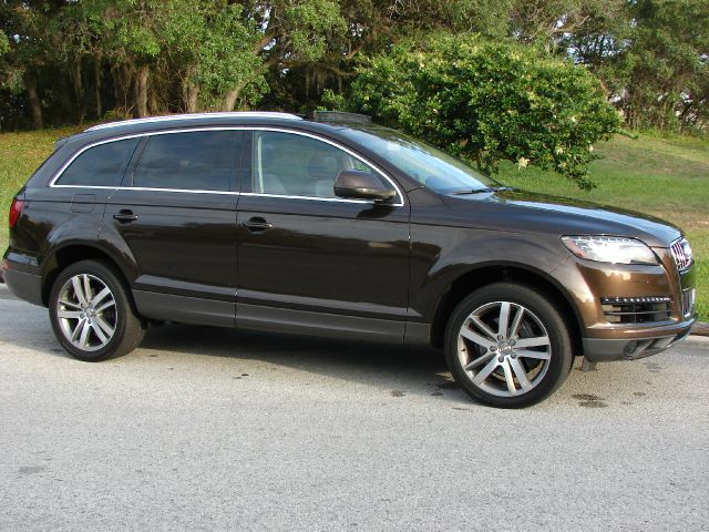 Audi Q7 2011 photo 103