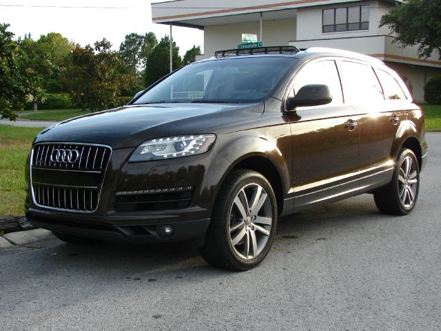Audi Q7 2011 photo 111