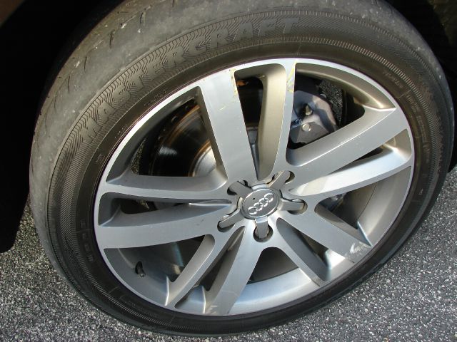 Audi Q7 2011 photo 112