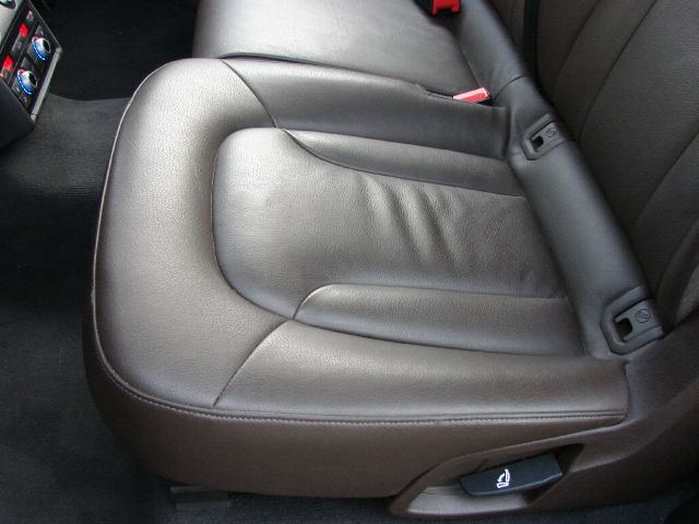 Audi Q7 2011 photo 113