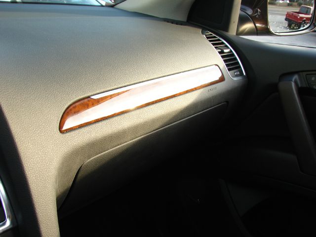 Audi Q7 2011 photo 20