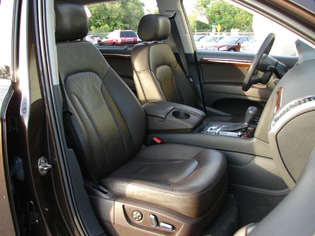 Audi Q7 2011 photo 58