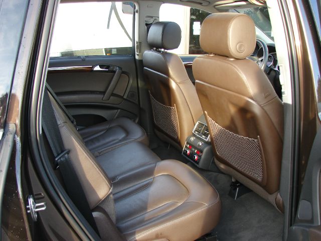 Audi Q7 2011 photo 60
