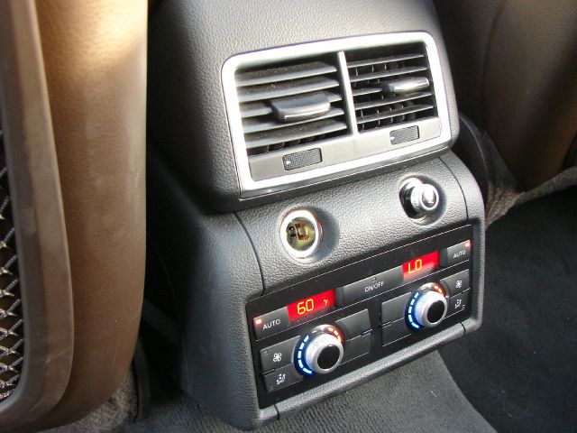 Audi Q7 2011 photo 63