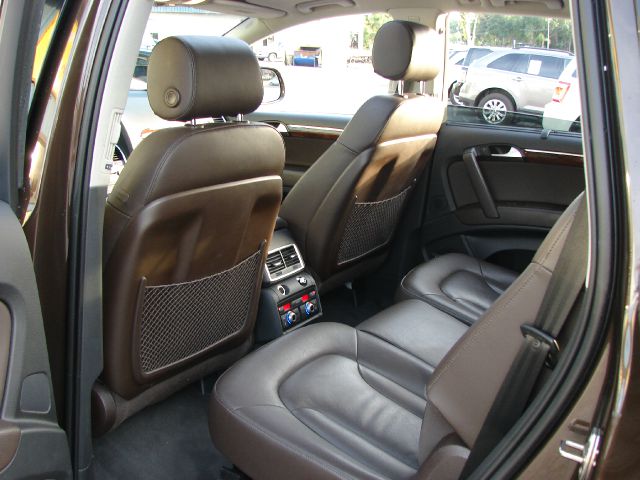 Audi Q7 2011 photo 67