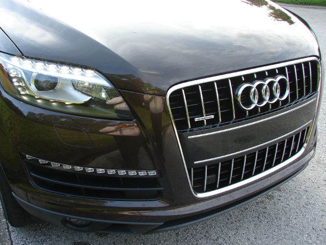 Audi Q7 2011 photo 75