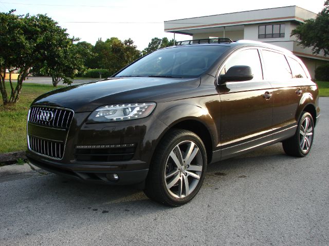 Audi Q7 2011 photo 86