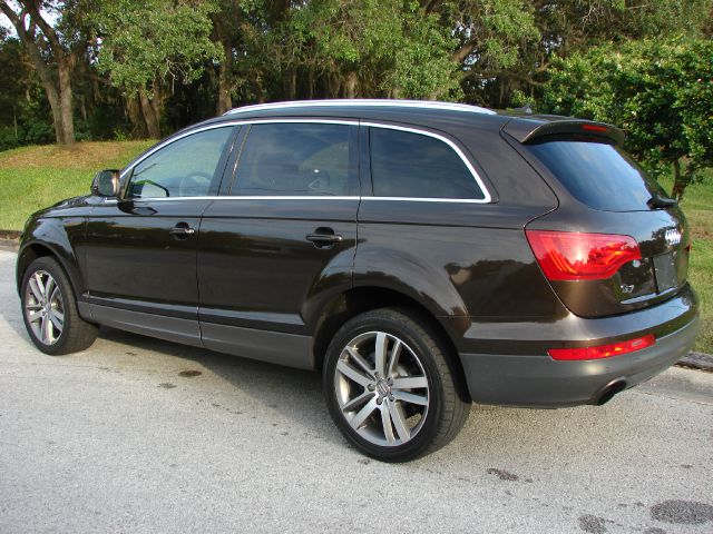 Audi Q7 2011 photo 95