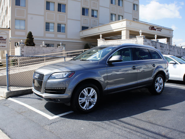 Audi Q7 2011 photo 4