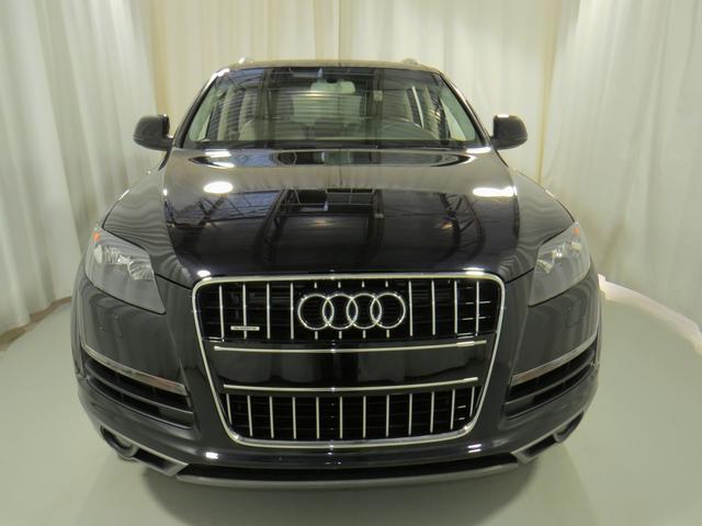 Audi Q7 2011 photo 2