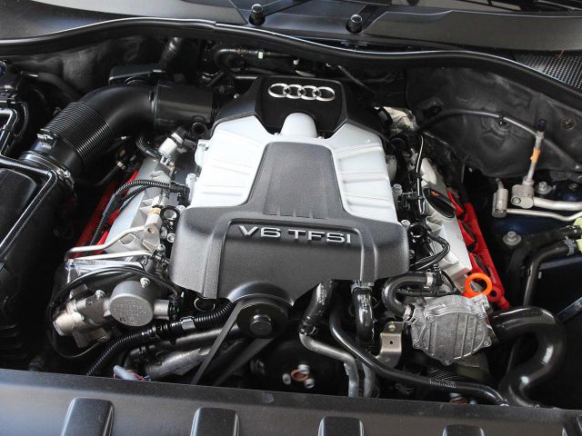 Audi Q7 2012 photo 0