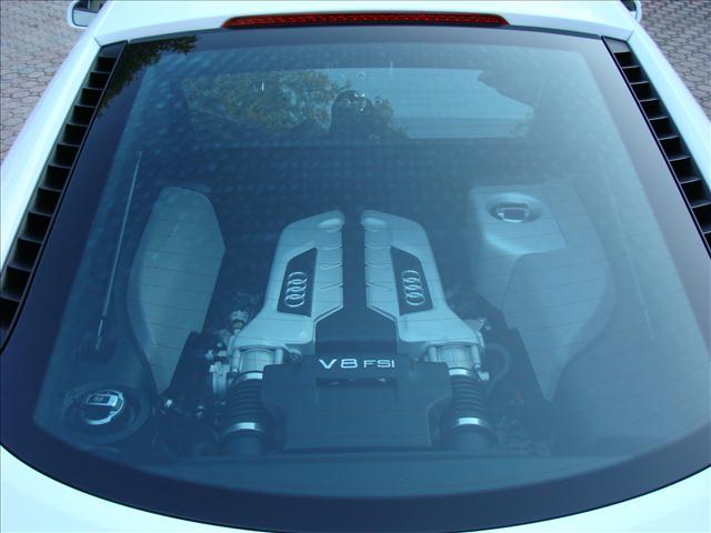 Audi R8 2009 photo 56