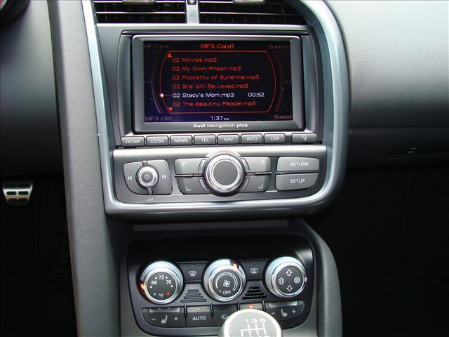 Audi R8 2009 photo 22