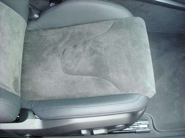 Audi R8 2009 photo 31