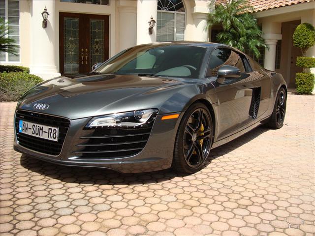 Audi R8 2009 photo 44