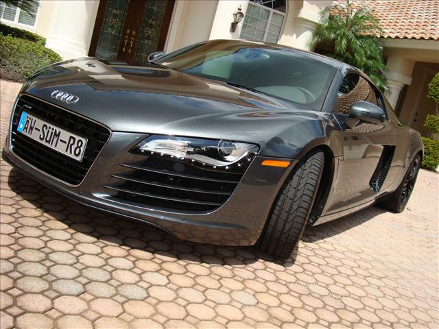 Audi R8 2009 photo 5