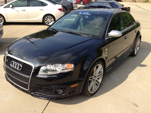 Audi RS4 2007 photo 7