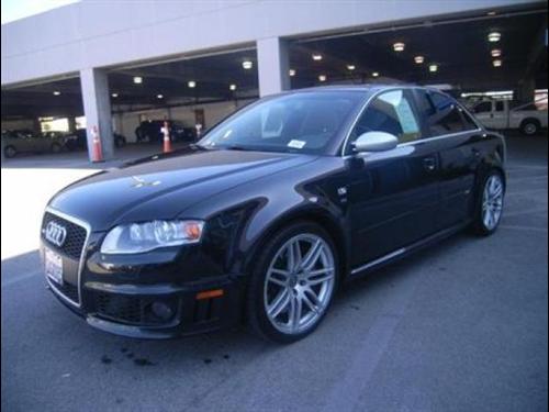 Audi RS4 2007 photo 2
