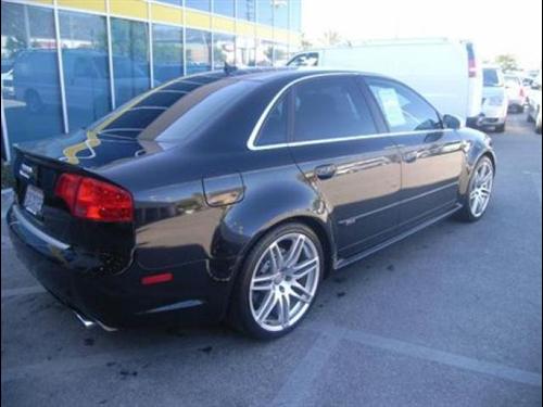 Audi RS4 2007 photo 4