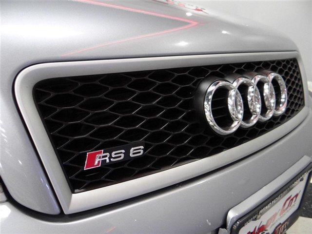 Audi RS6 2003 photo 26