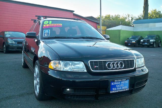 Audi S4 2001 photo 3