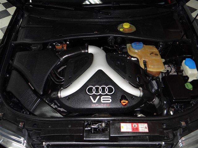 Audi S4 2001 photo 2