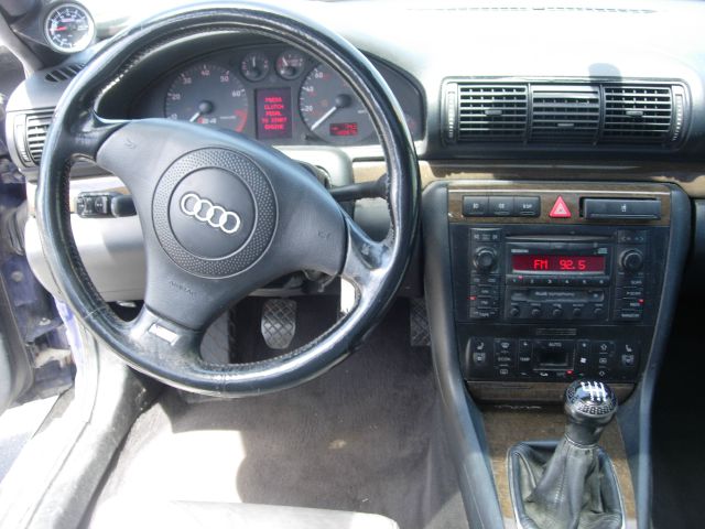 Audi S4 2001 photo 5
