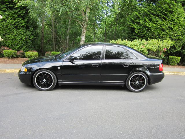 Audi S4 2001 photo 3