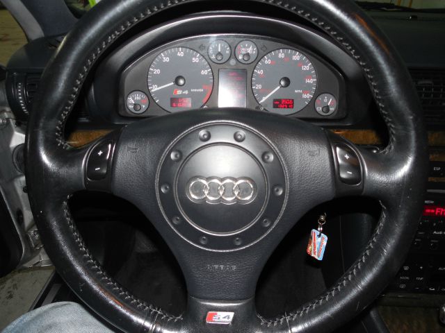 Audi S4 2002 photo 7