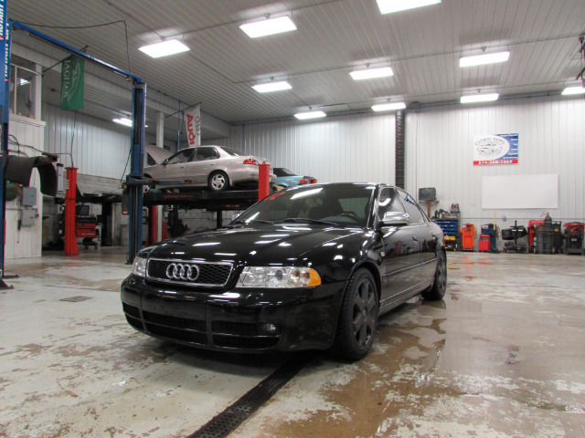 Audi S4 2002 photo 3