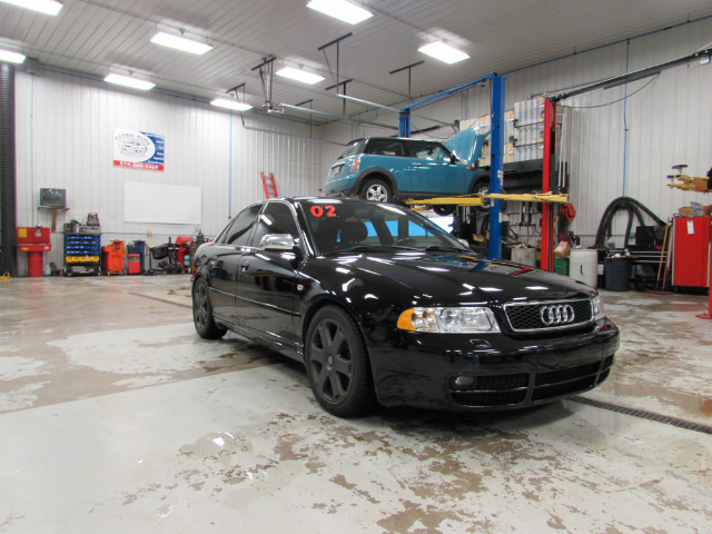 Audi S4 2002 photo 4