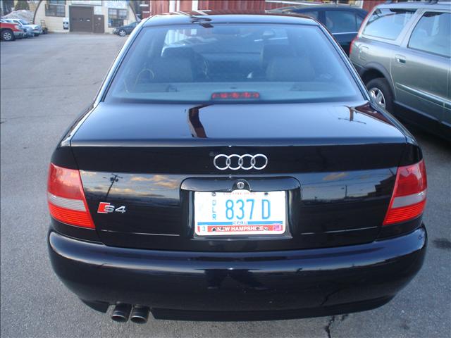 Audi S4 2002 photo 5