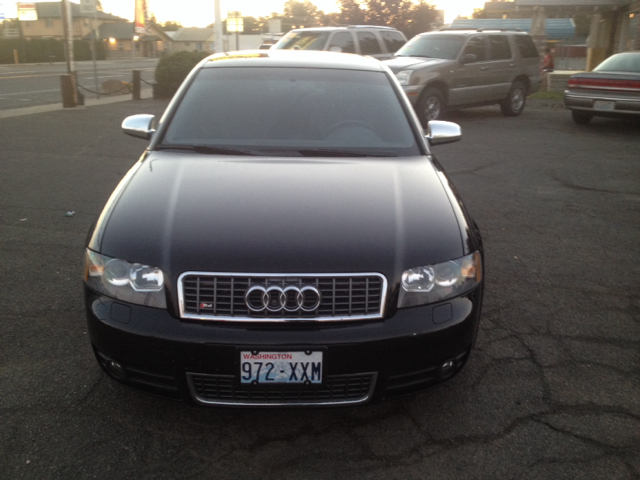 Audi S4 2004 photo 3