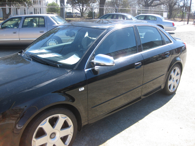 Audi S4 2004 photo 3