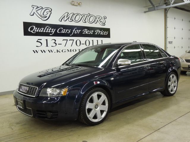 Audi S4 2004 photo 4